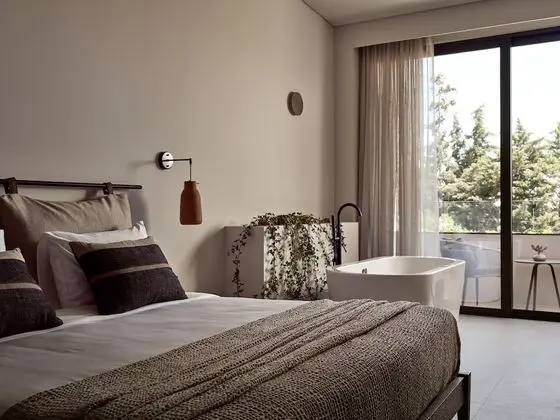 Junior Süit (First floor with indoor Hot Tub)