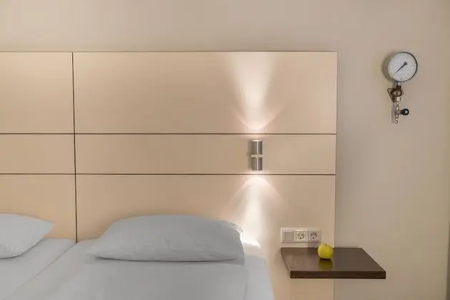 Comfort Tek Büyük Yataklı Oda