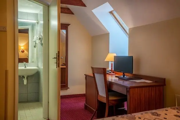 Tek Kişilik Oda (Attic, 4th floor, no elevator)