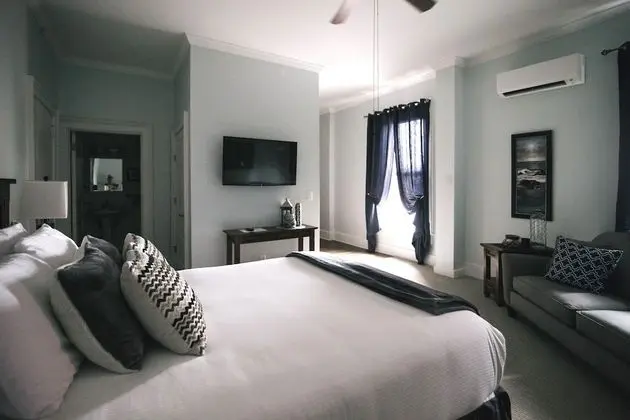 Stüdyo, 1 Büyük (Queen) Boy Yatak, Sigara İçilmez, Küçük Mutfak