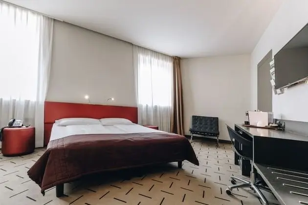 Superior Tek Büyük veya İki Ayrı Yataklı Oda, 1 Çift Kişilik veya 2 Tek Kişilik Yatak