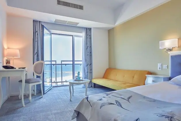 Deluxe Double Room with Sofa, Sea View