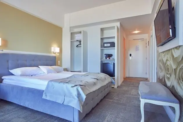 Deluxe Double Room with Sofa, Sea View