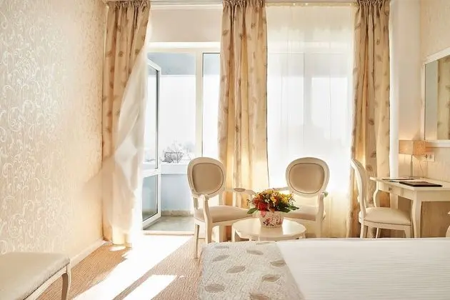 Deluxe Tek Büyük Yataklı Oda, Nehir Manzaralı