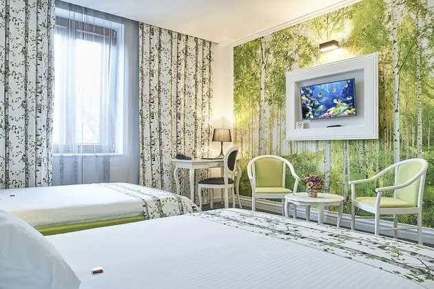 Deluxe Family PLUS Room