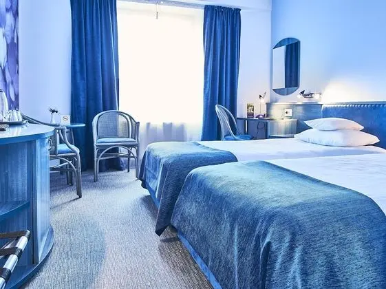 Standard Family PLUS Room