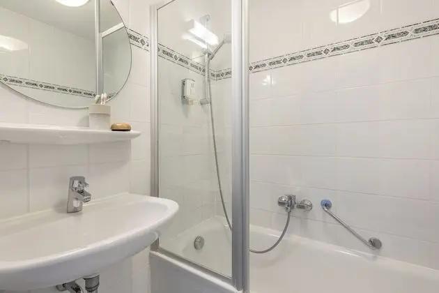 Comfort Büyük Yataklı Tek Kişilik Oda