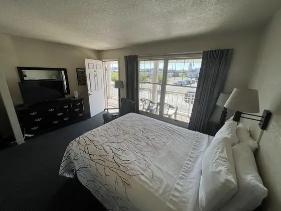 Standard Oda, 1 Büyük (Queen) Boy Yatak