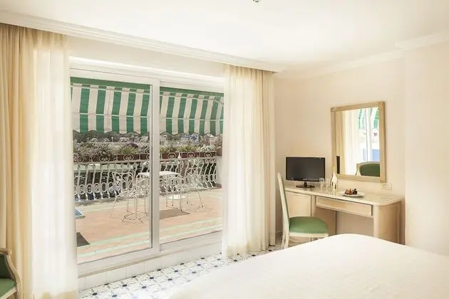 Superior Tek Büyük Yataklı Oda