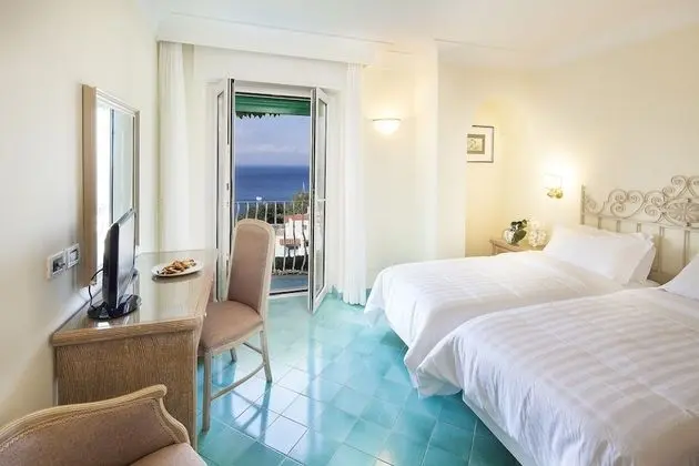 Comfort Tek Büyük Yataklı Oda, Deniz Manzaralı