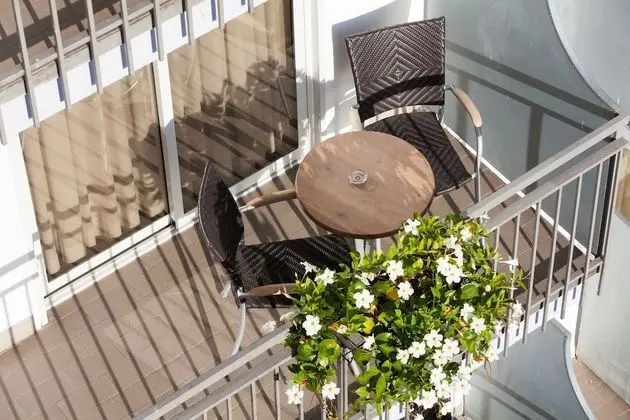 Standard Tek Büyük veya İki Ayrı Yataklı Oda, Balkon