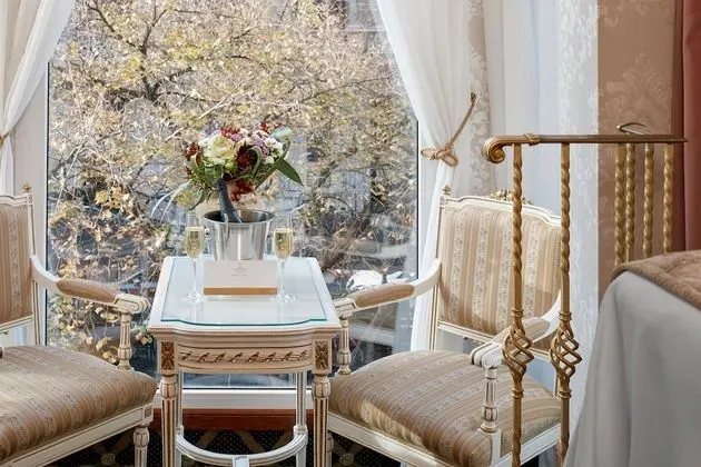 Superior Tek Büyük veya İki Ayrı Yataklı Oda