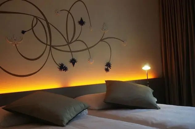 Design İki Ayrı Yataklı Oda
