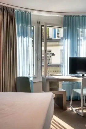 Design Tek Büyük Yataklı Oda