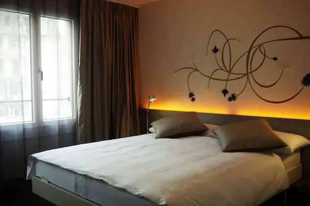 Design Tek Büyük Yataklı Oda