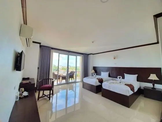Deluxe Twin Room