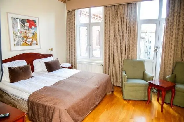 Deluxe Oda