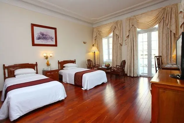 Opera View Room