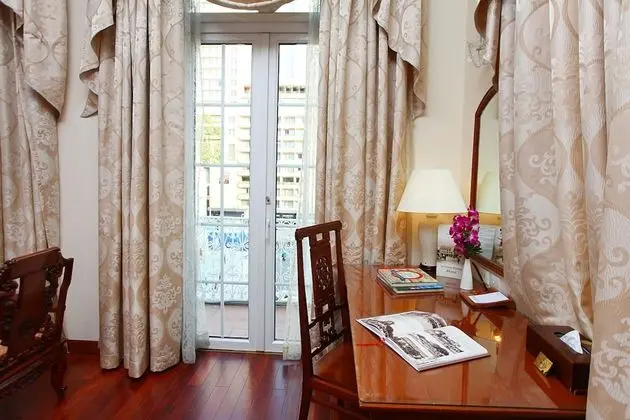 Opera View Room