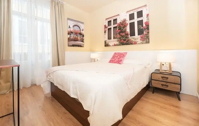 Continental Suite Sky