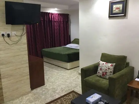 Tek Büyük Yataklı Oda