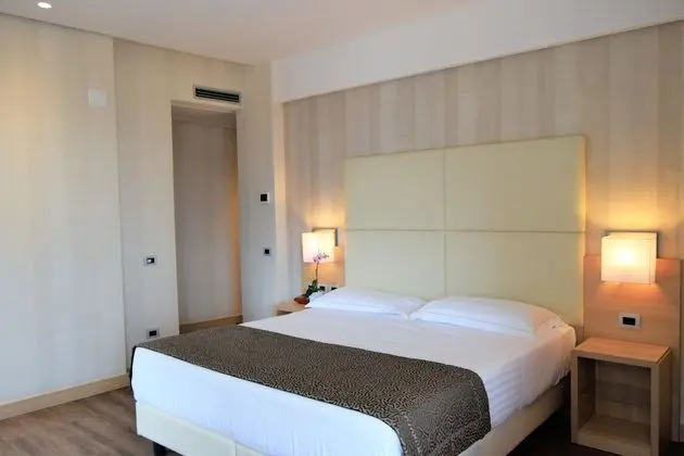 Superior Oda, 1 Çift Kişilik veya 2 Tek Kişilik Yatak, Balkon, Şehir Manzaralı