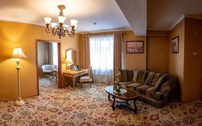 Deluxe Büyük Yataklı Tek Kişilik Oda