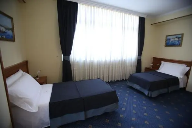 Üçlü Standard