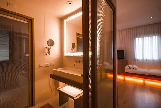 Deluxe Tek Büyük Yataklı Oda, Nehir Manzaralı