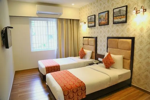 Deluxe King Room
