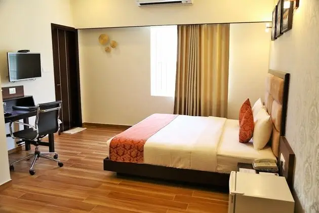 Executive King Room