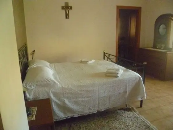 Tek Büyük Yataklı Oda