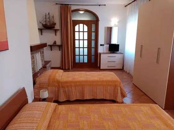 Dört Kişilik Oda, Bahçe Manzaralı