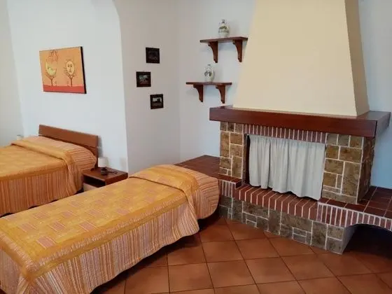 Dört Kişilik Oda, Bahçe Manzaralı