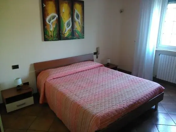 Dört Kişilik Oda, Bahçe Manzaralı