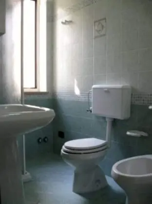 Standard Tek Büyük Yataklı Oda, Bahçe Manzaralı