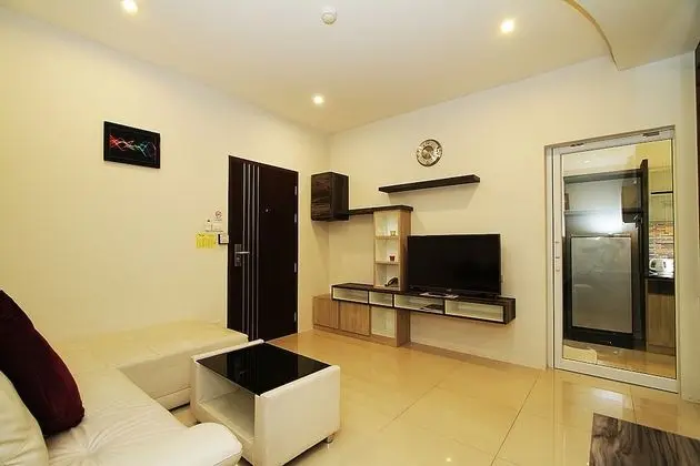 Standard King Room (A-Building)