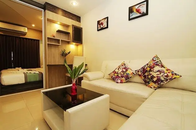 Standard Twin Room (A-Building)