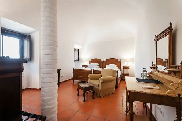 Tek Büyük Yataklı Oda (Sao Paulo (Not in the old cells))