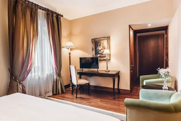 Deluxe Room (Convent)