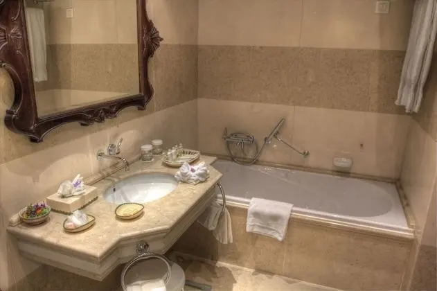 Deluxe Room (Convent)