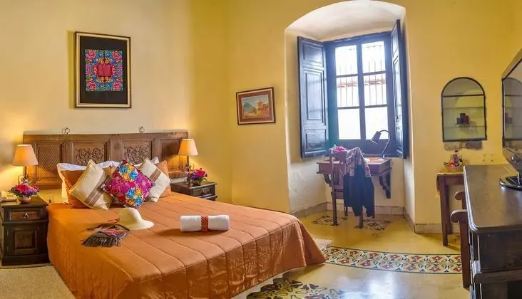 Deluxe Tek Büyük Yataklı Oda, Bahçe Manzaralı, Avlu