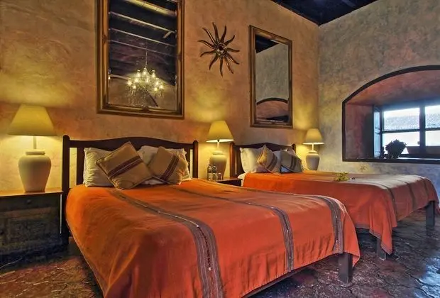 Deluxe Üç Kişilik Oda, Bahçe Manzaralı, Avlu
