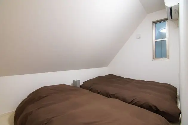 Ev (3 Story)