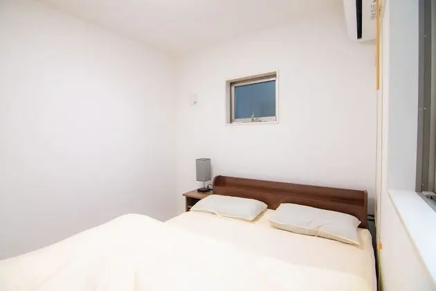 Ev (3 Story)