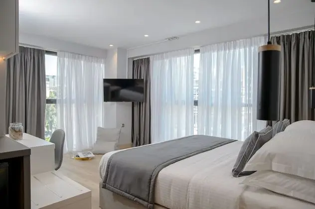 Superior Tek Büyük veya İki Ayrı Yataklı Oda