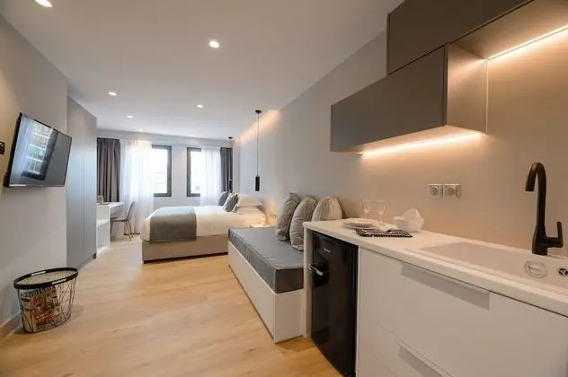 Superior Tek Büyük veya İki Ayrı Yataklı Oda