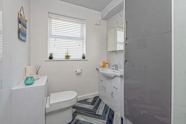 Kır Evi, Özel Banyo (Conwy)
