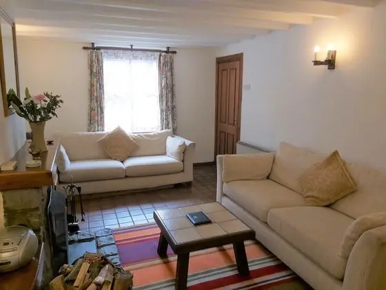 Kır Evi, 3 Yatak Odası (Llwyn Bedw)