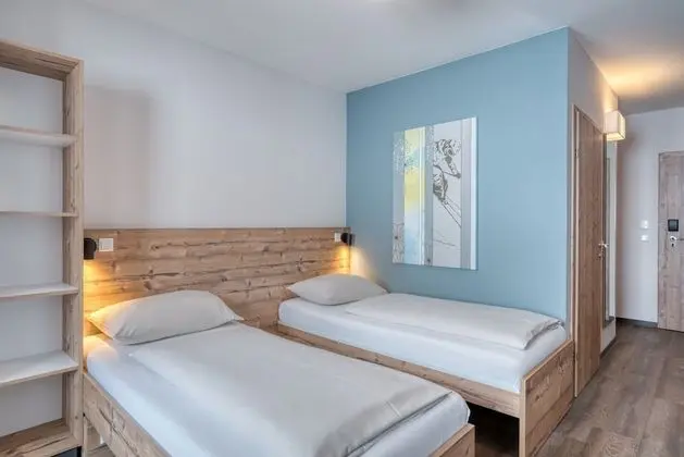 Panoramic Tek Büyük veya İki Ayrı Yataklı Oda